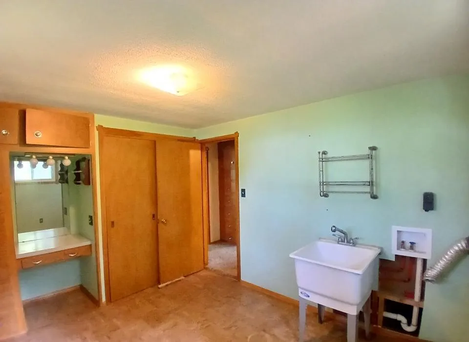 318 2nd Avenue NW Cook, MN 55723