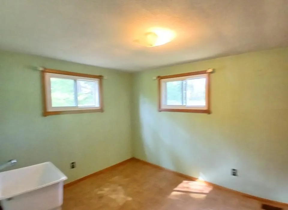 318 2nd Avenue NW Cook, MN 55723