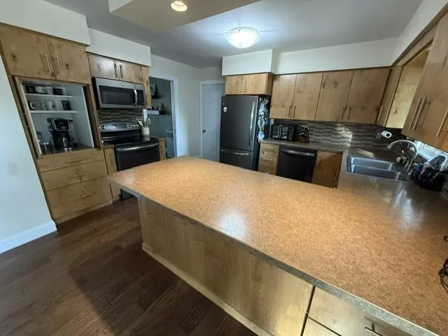 857 3rd Street Wahpeton, ND 58075