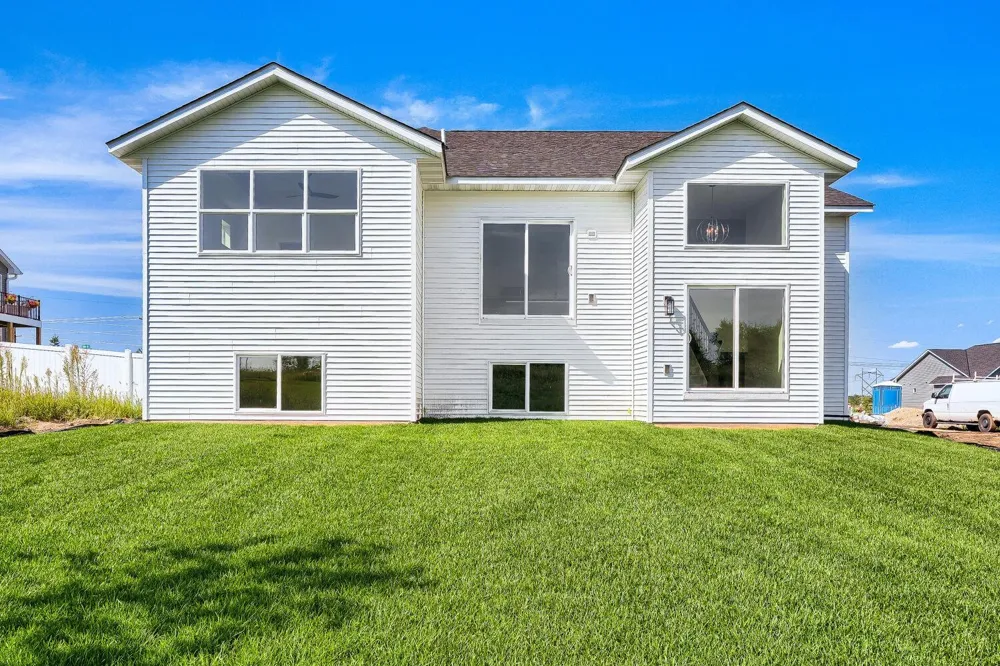 1130 136th Street E Rosemount, MN 55068