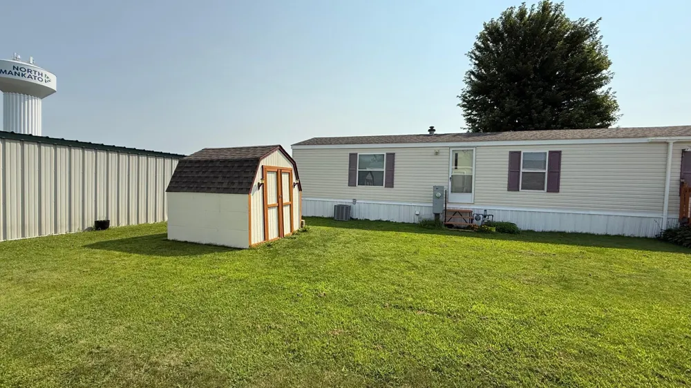2062 Morgan Way North Mankato, MN 56003