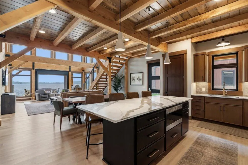 Cragun's Hillside #705 6 Bdrm Cronobles Court East Gull Lake, MN 56401