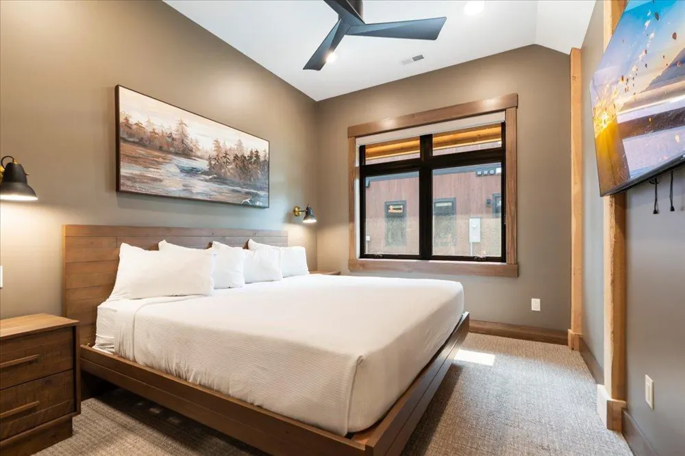 Cragun's Hillside #705 6 Bdrm Cronobles Court East Gull Lake, MN 56401