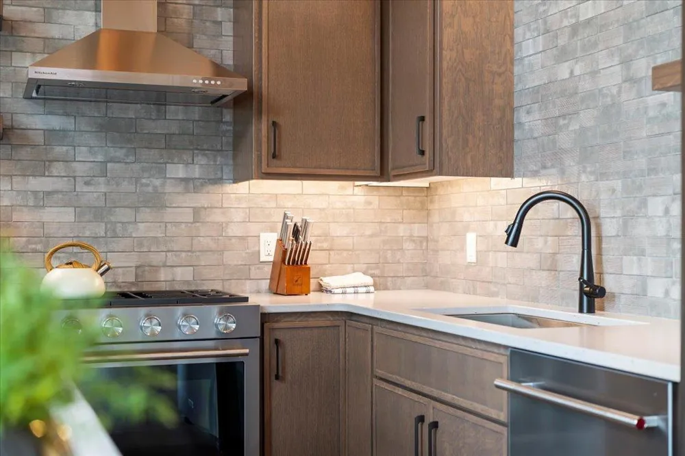 Cragun's Hillside #705 6 Bdrm Cronobles Court East Gull Lake, MN 56401