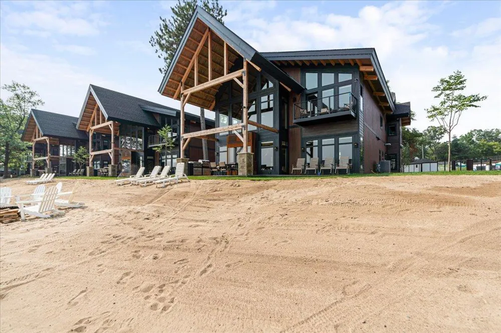 Cragun's Hillside #705 6 Bdrm Cronobles Court East Gull Lake, MN 56401