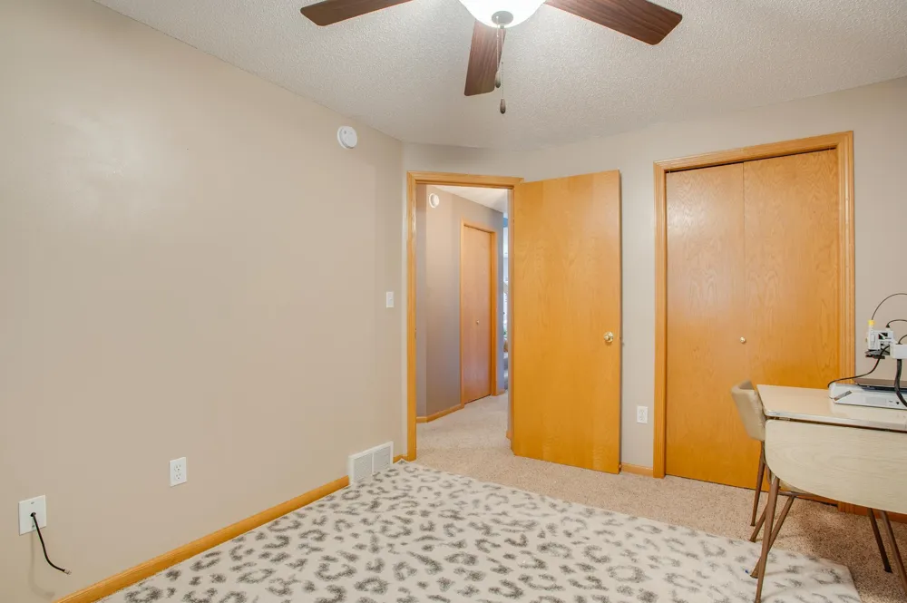 1427 Suntree Drive West Fargo, ND 58078