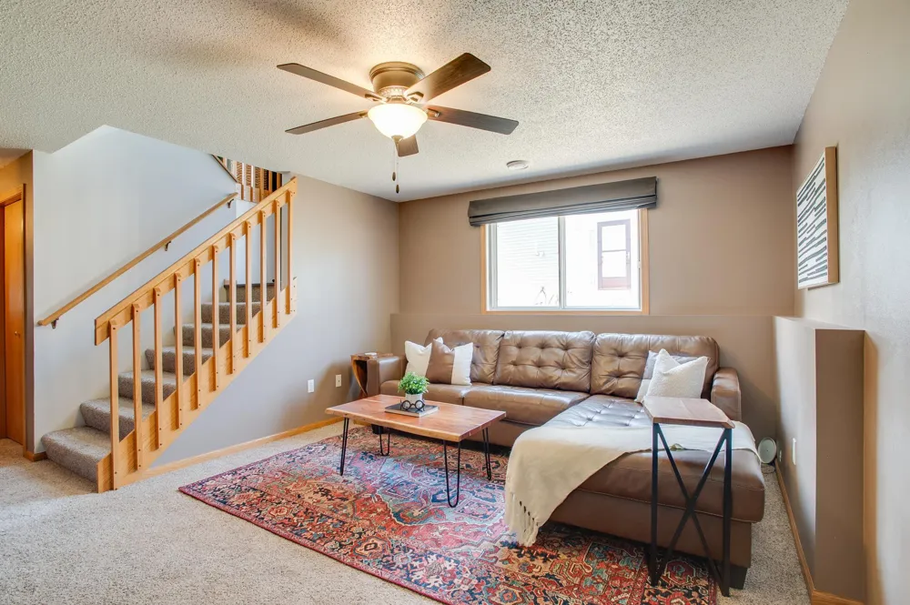 1427 Suntree Drive West Fargo, ND 58078