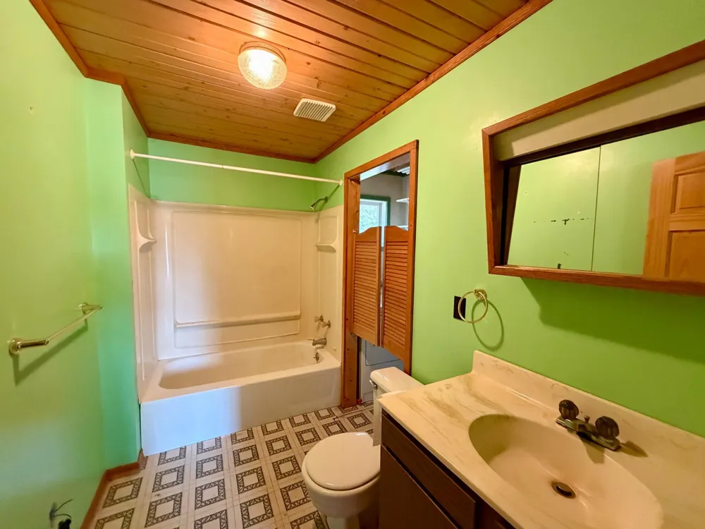 13911 S Fairbanks Road Gordon, WI 54838