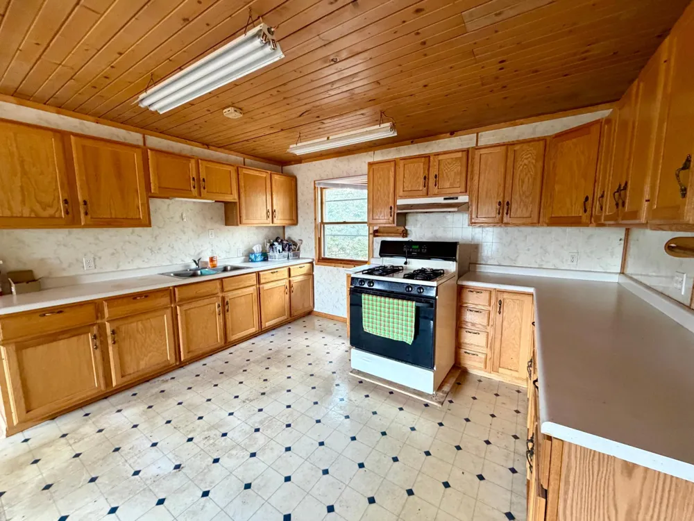 13911 S Fairbanks Road Gordon, WI 54838