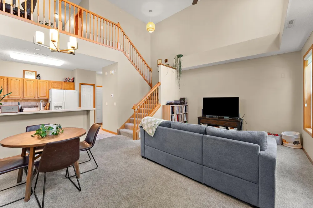 1610 Woodlynn Avenue #3 Maplewood, MN 55109
