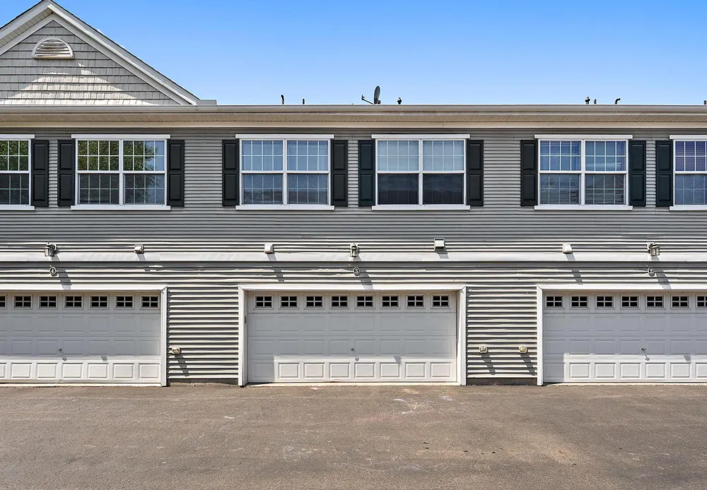 1610 Woodlynn Avenue #3 Maplewood, MN 55109