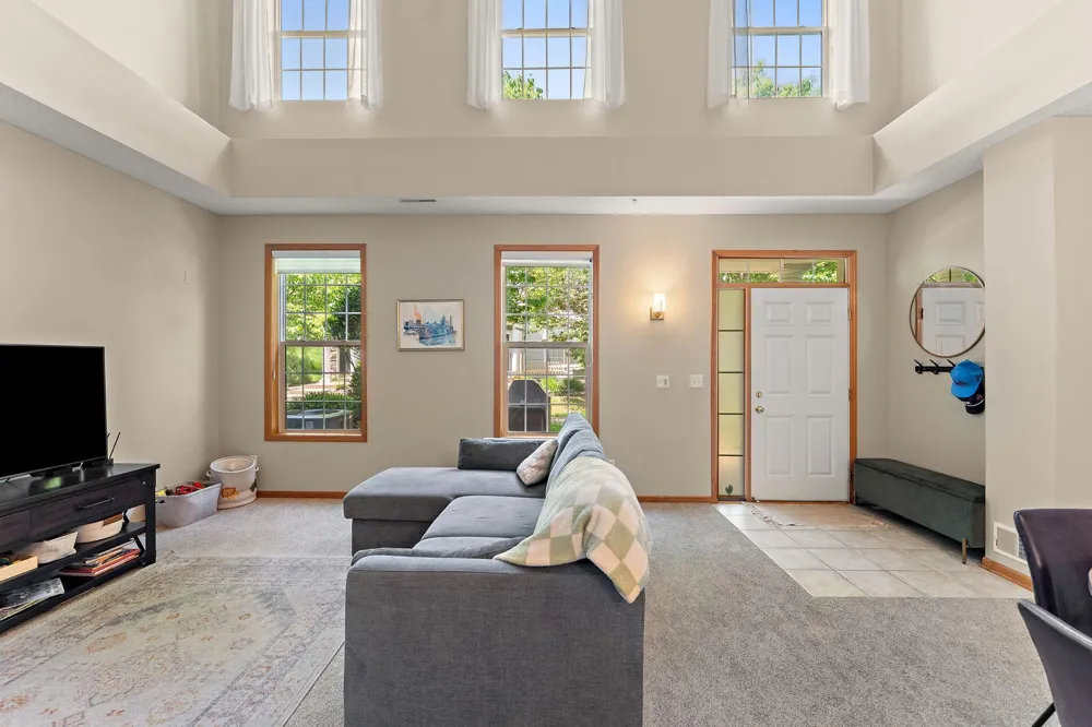 1610 Woodlynn Avenue #3 Maplewood, MN 55109