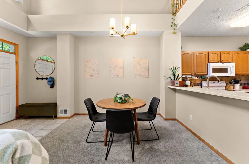 1610 Woodlynn Avenue #3 Maplewood, MN 55109