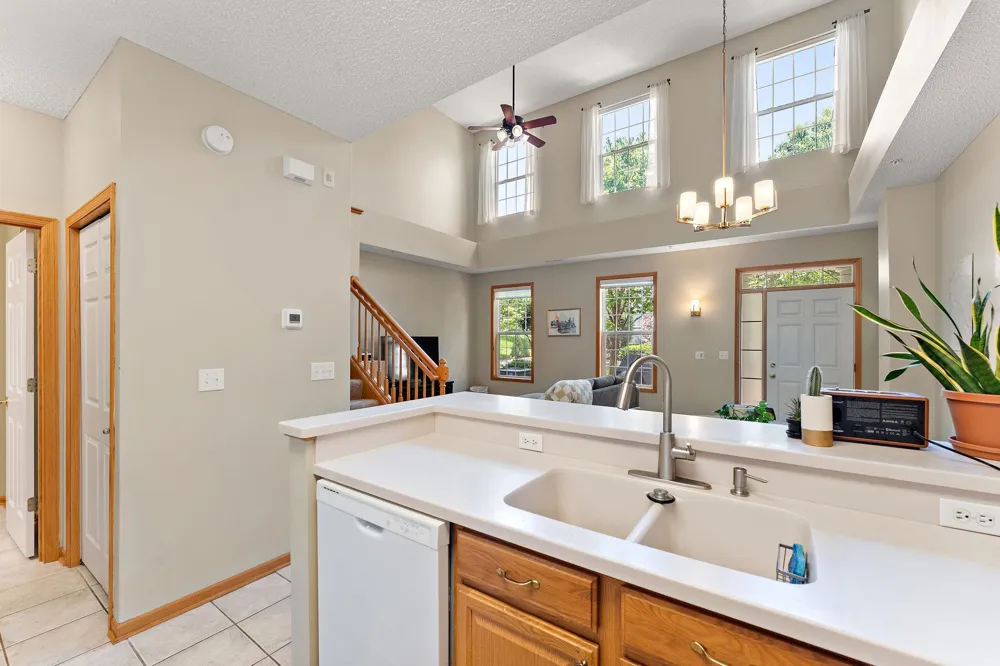1610 Woodlynn Avenue #3 Maplewood, MN 55109