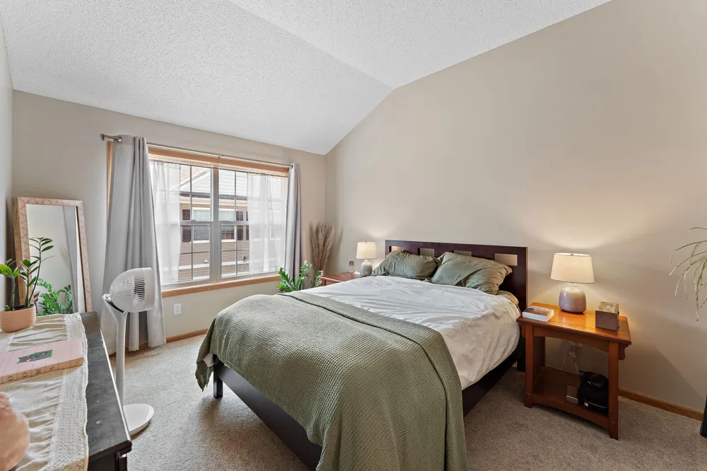 1610 Woodlynn Avenue #3 Maplewood, MN 55109