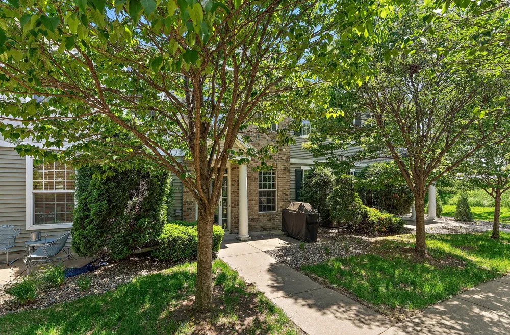 1610 Woodlynn Avenue #3 Maplewood, MN 55109