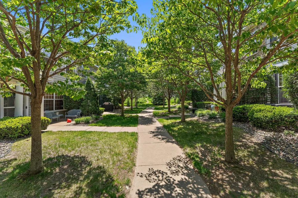 1610 Woodlynn Avenue #3 Maplewood, MN 55109