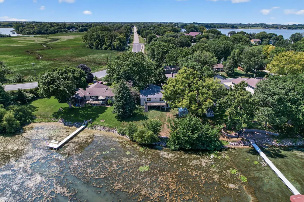 7 Lakeview Terrace Boulevard Waconia, MN 55387