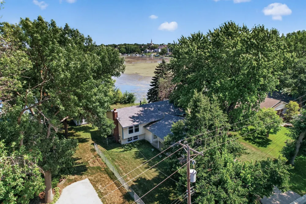7 Lakeview Terrace Boulevard Waconia, MN 55387