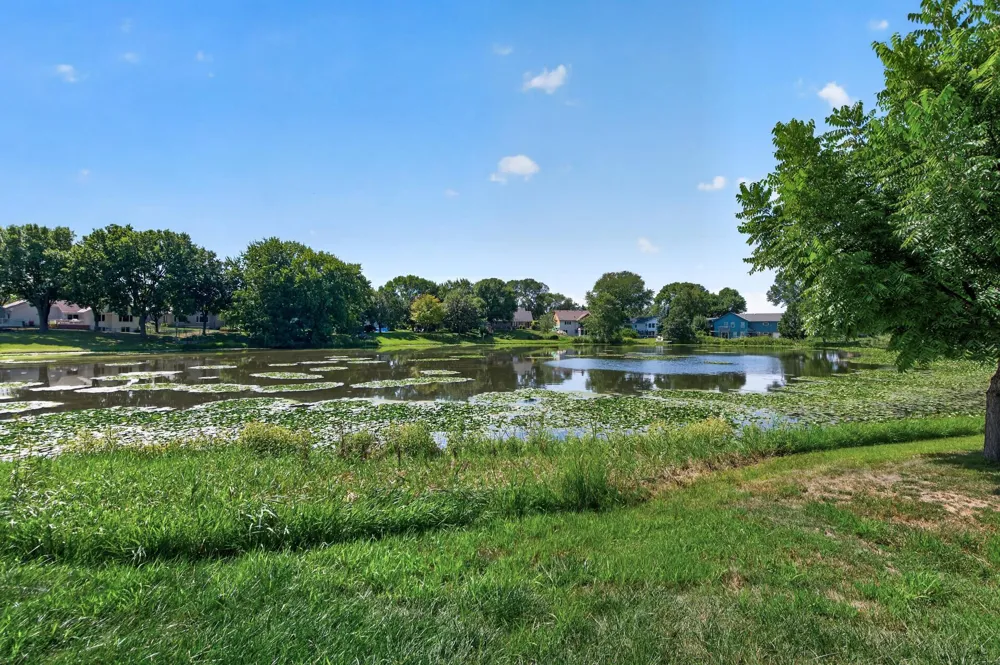 7 Lakeview Terrace Boulevard Waconia, MN 55387