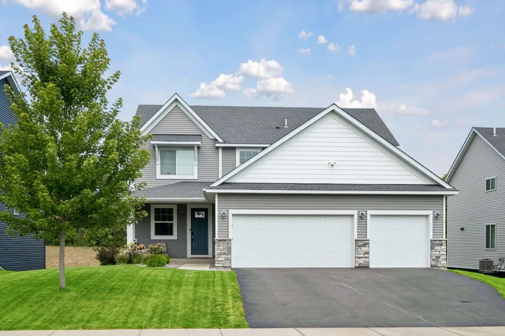 13938 Ashford Path Rosemount, MN 55068