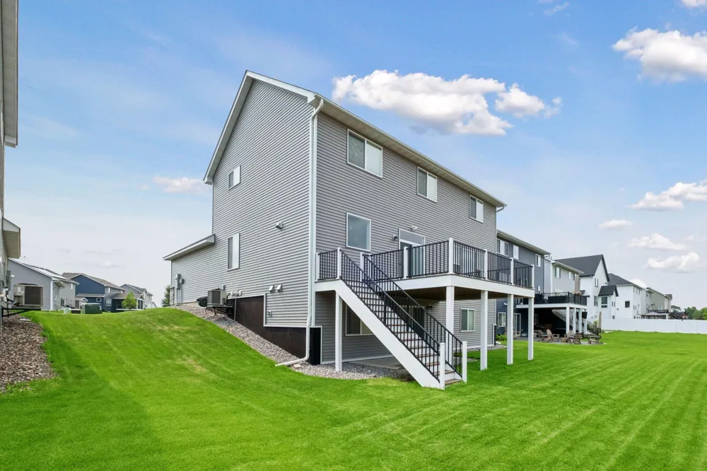 13938 Ashford Path Rosemount, MN 55068