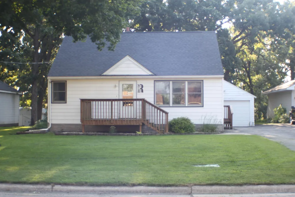 202 4th Street NW Rose Creek, MN 55970