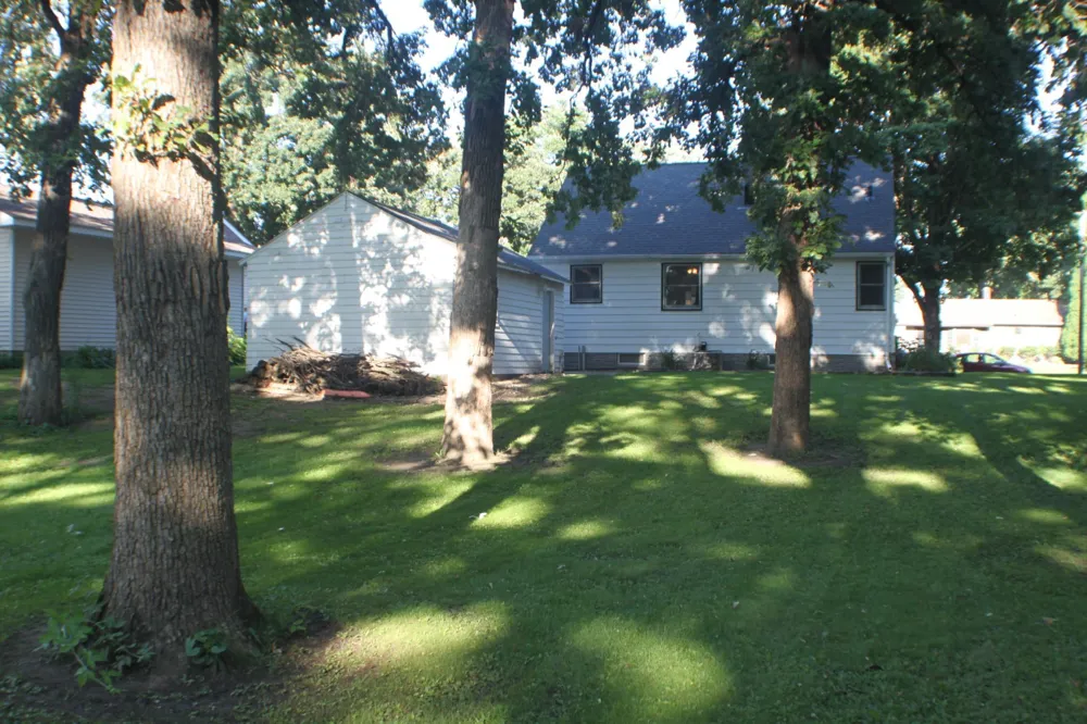 202 4th Street NW Rose Creek, MN 55970
