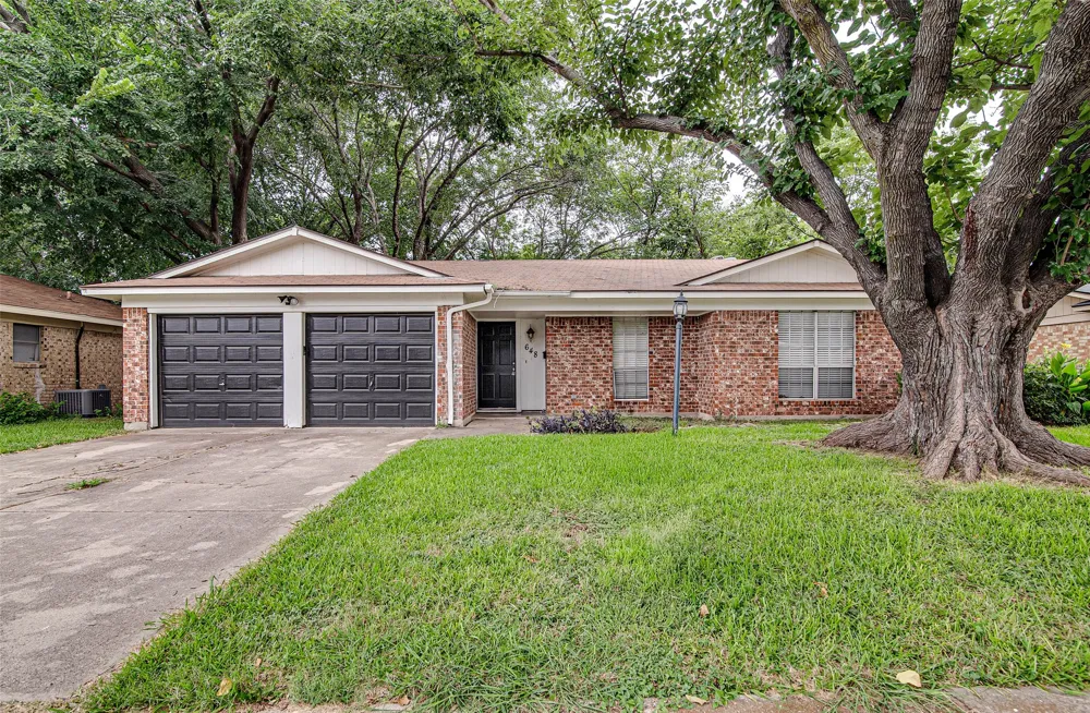 648 Sue Ann Lane Burleson, TX 76028