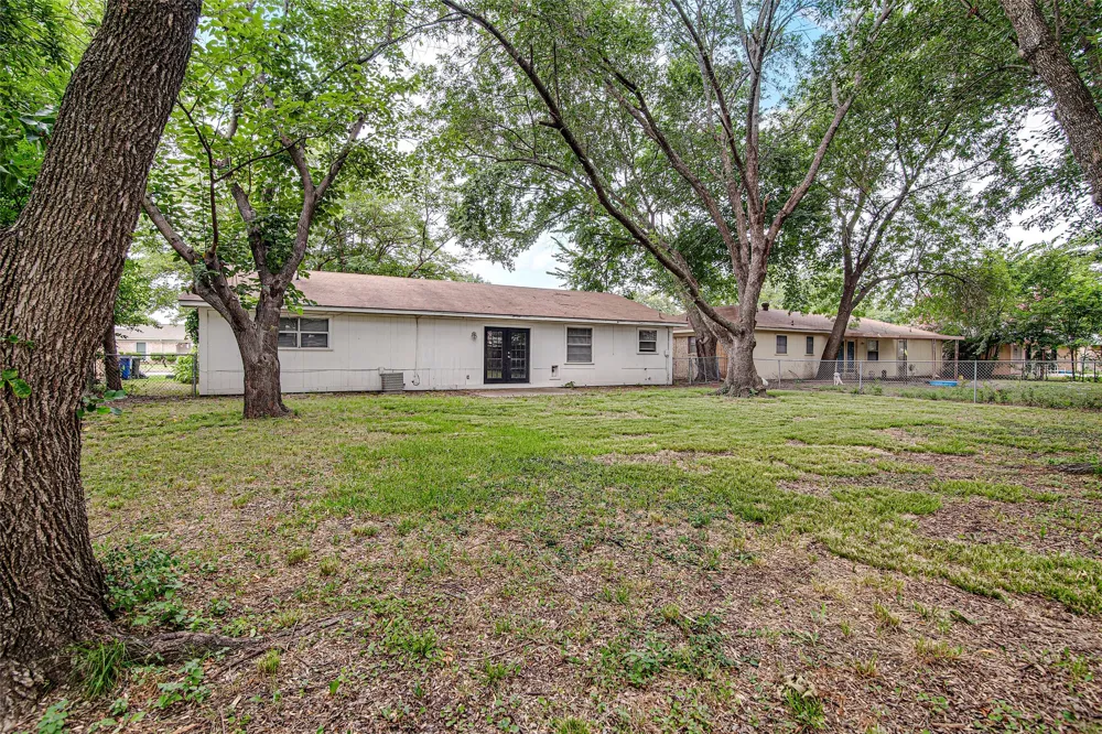 648 Sue Ann Lane Burleson, TX 76028