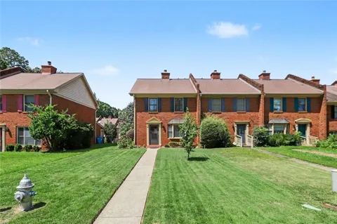 6139 Winfield Court
