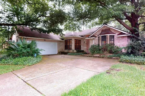2611 Brookdale Drive