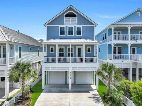 3811 Conch