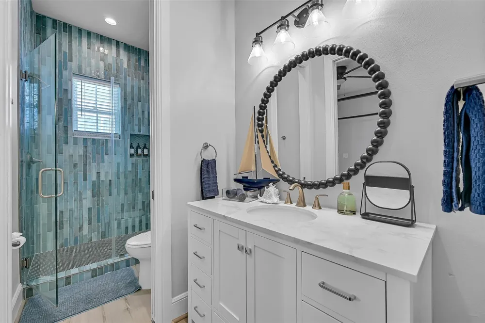 3811 Conch Galveston, TX 77554