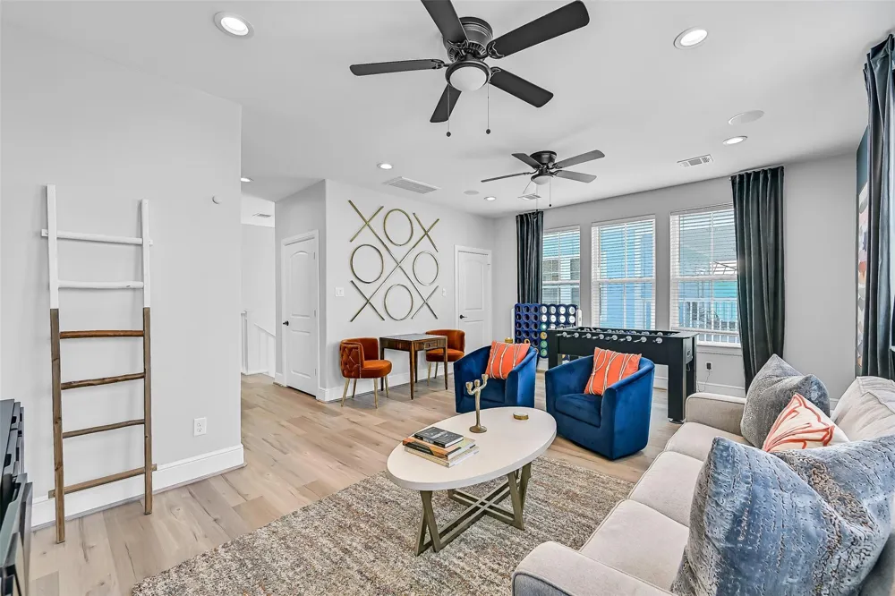 3811 Conch Galveston, TX 77554