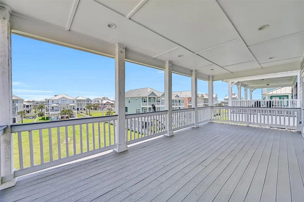 3811 Conch Galveston, TX 77554