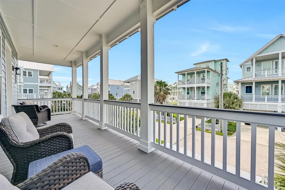 3811 Conch Galveston, TX 77554