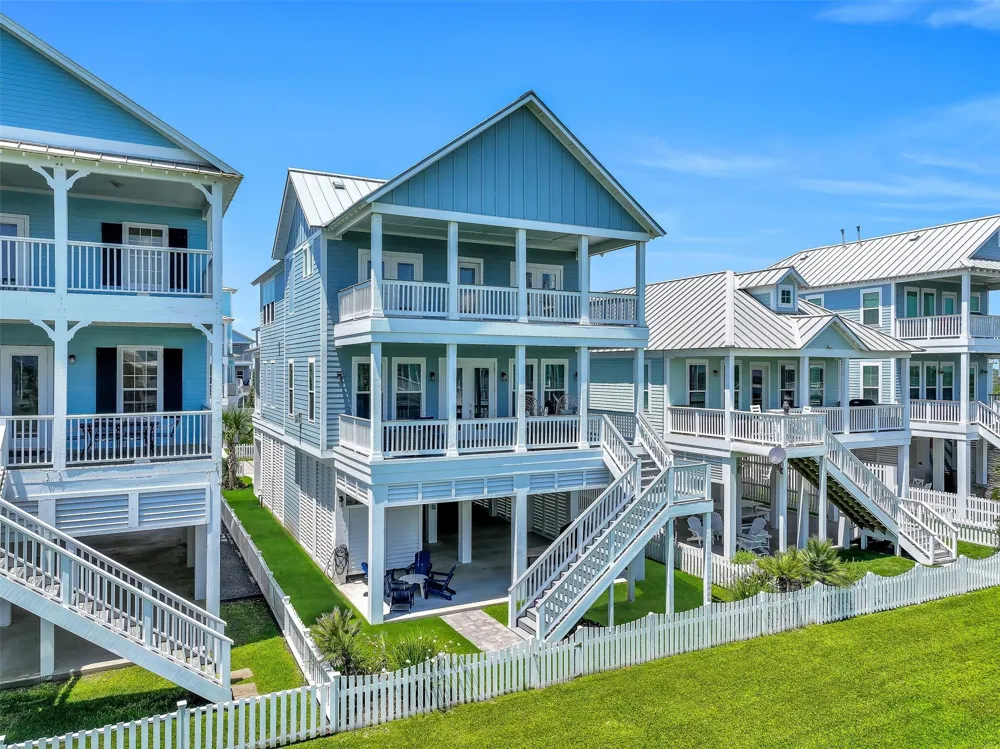 3811 Conch Galveston, TX 77554