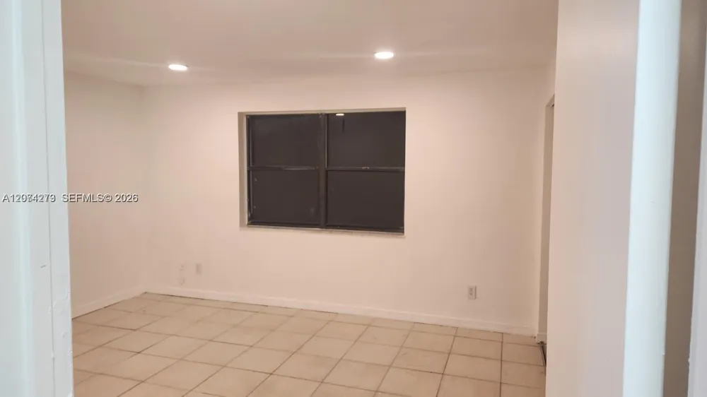 4108 Riverside Dr #1-3 Coral Springs, FL 33065