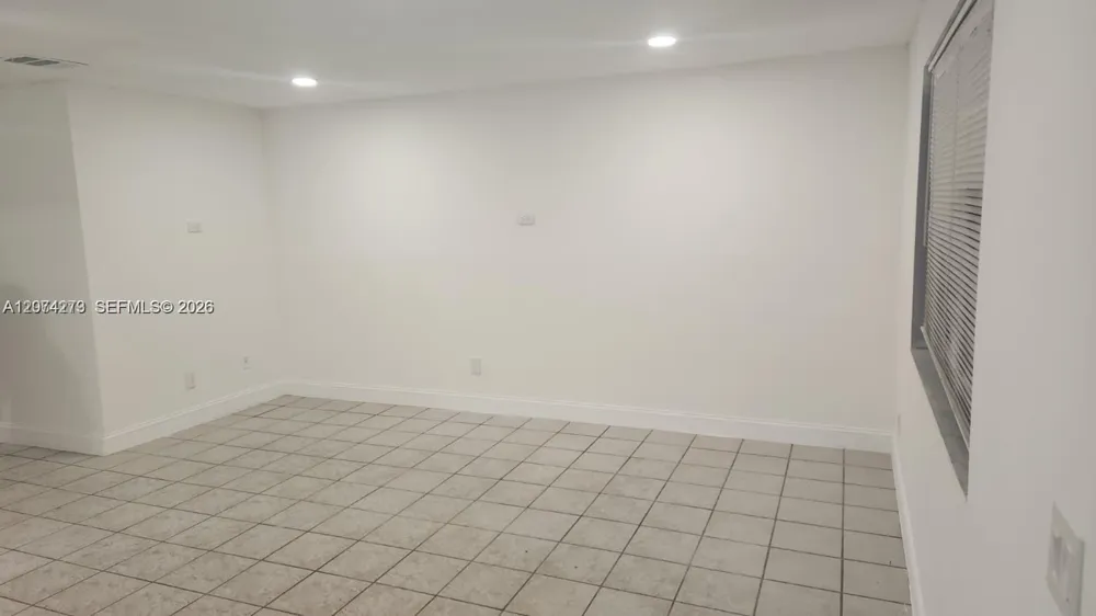 4108 Riverside Dr #1-3 Coral Springs, FL 33065