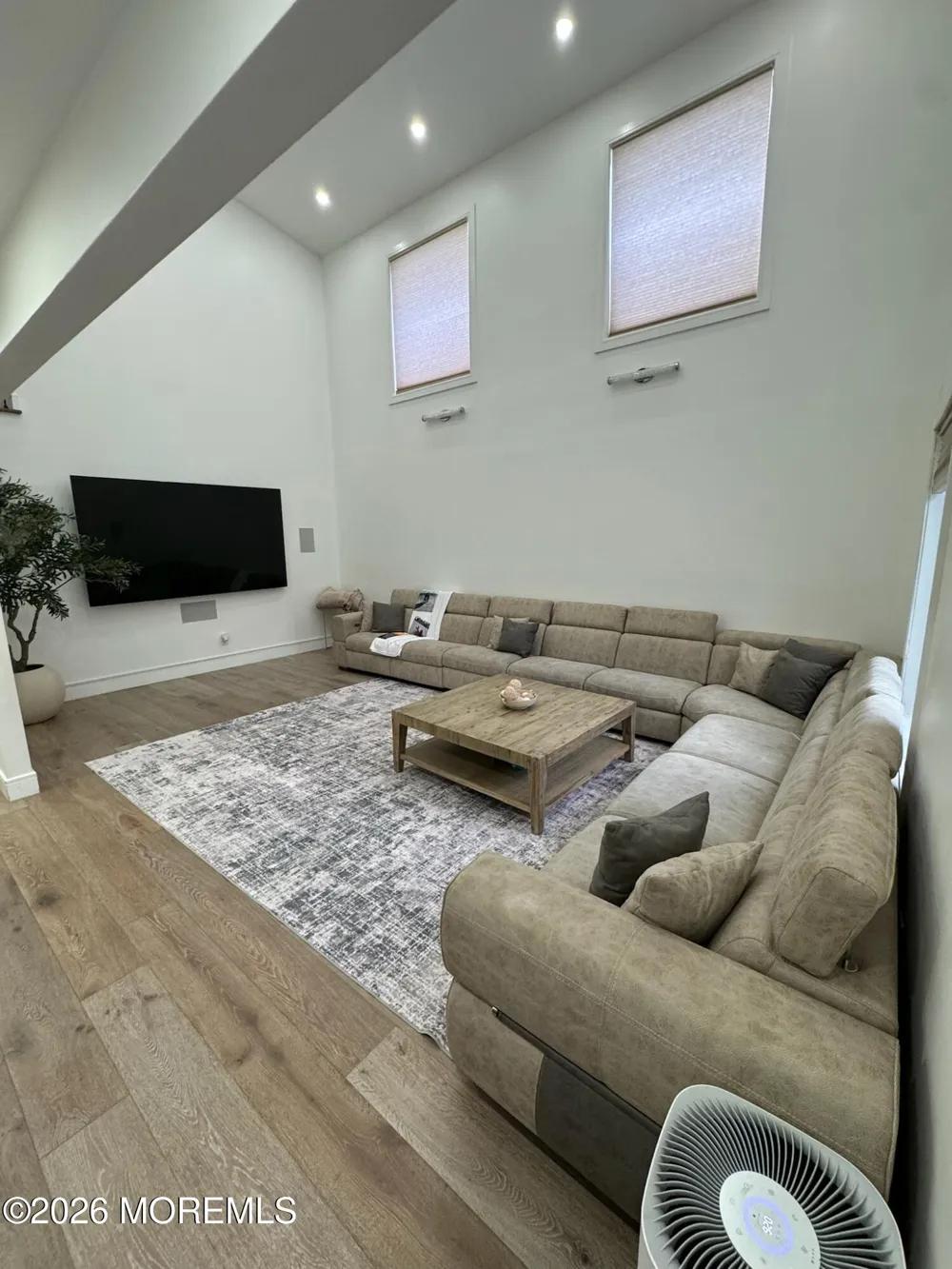 37 Gable Court Matawan, NJ 07747
