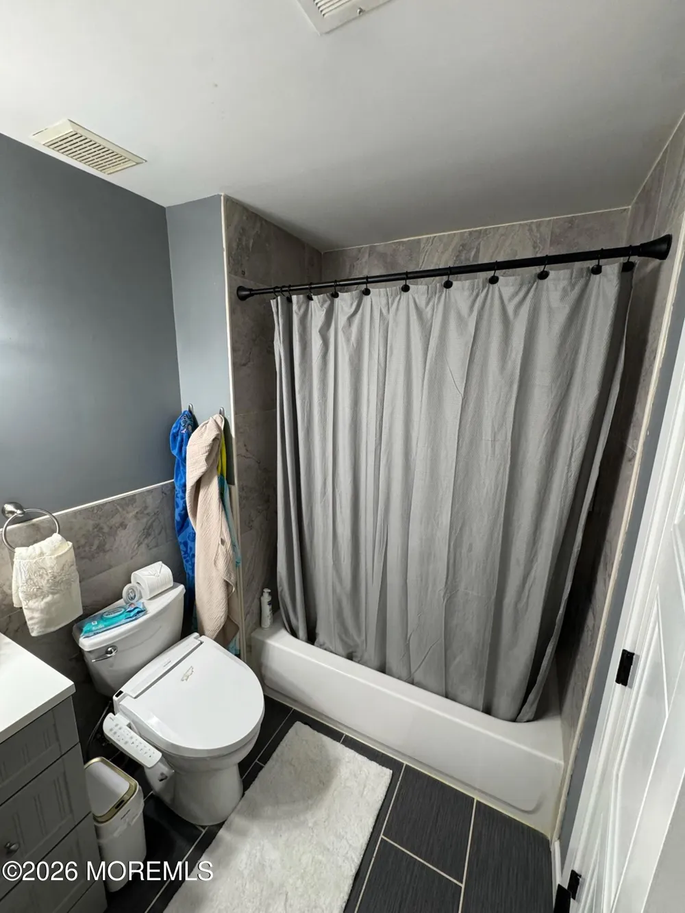 37 Gable Court Matawan, NJ 07747