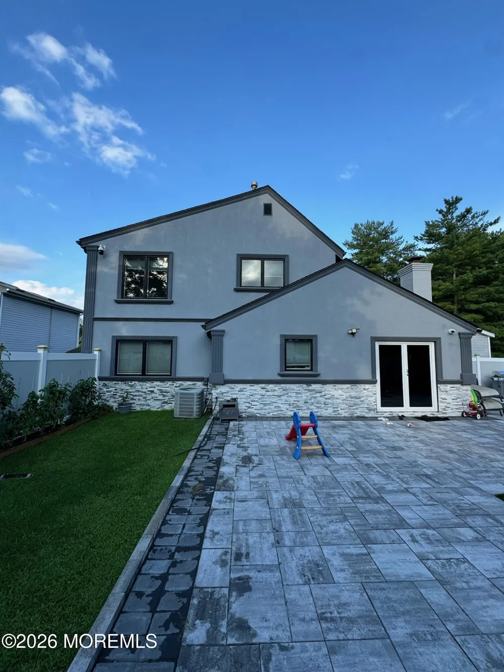 37 Gable Court Matawan, NJ 07747
