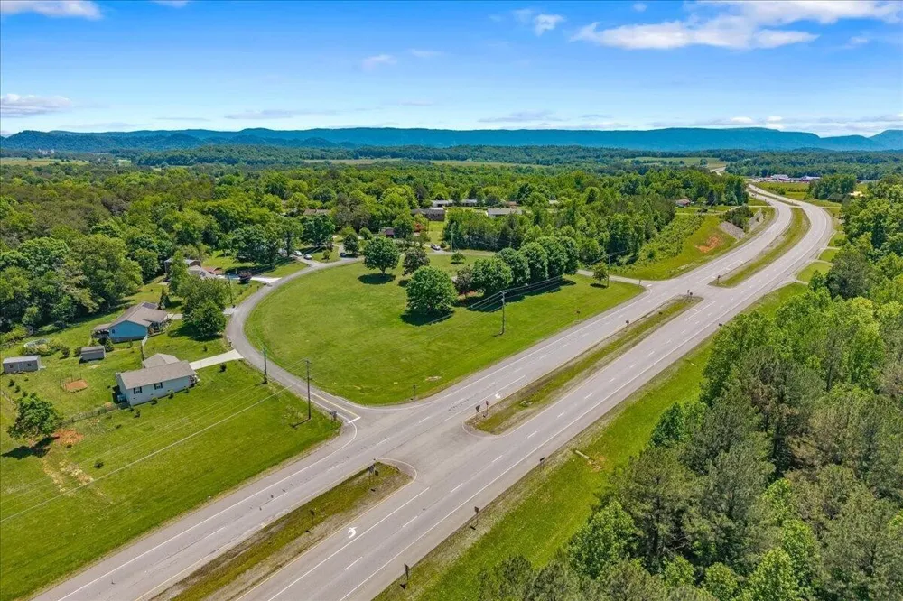 2065 Highway 30 E Athens, TN 37303