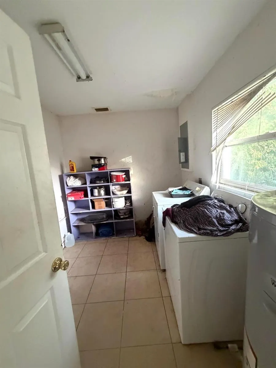 1636 SE ARAPAHO AVENUE Stuart, FL 34994