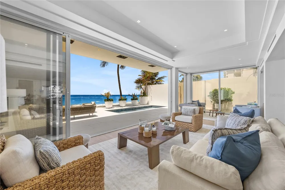 2 VENDIG STREET San Juan, PR 00907