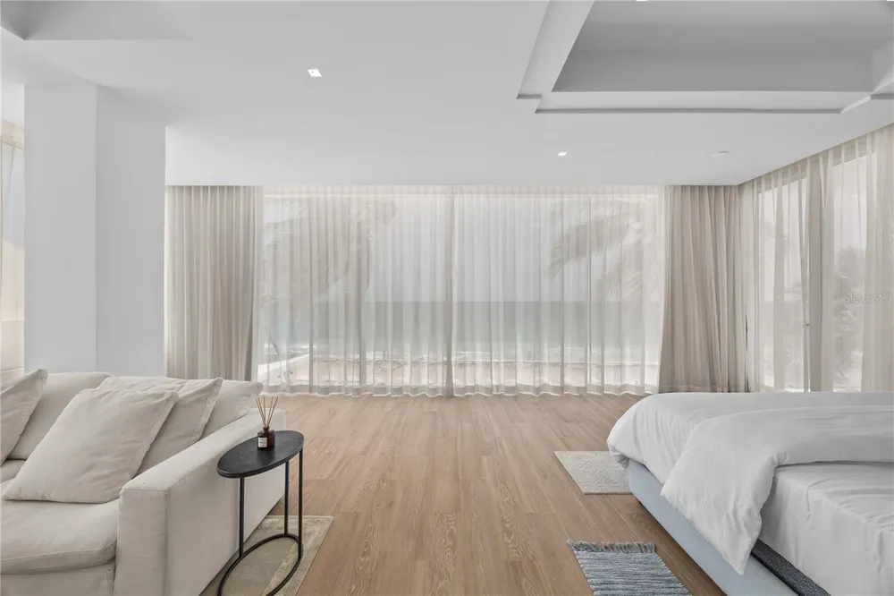2 VENDIG STREET San Juan, PR 00907