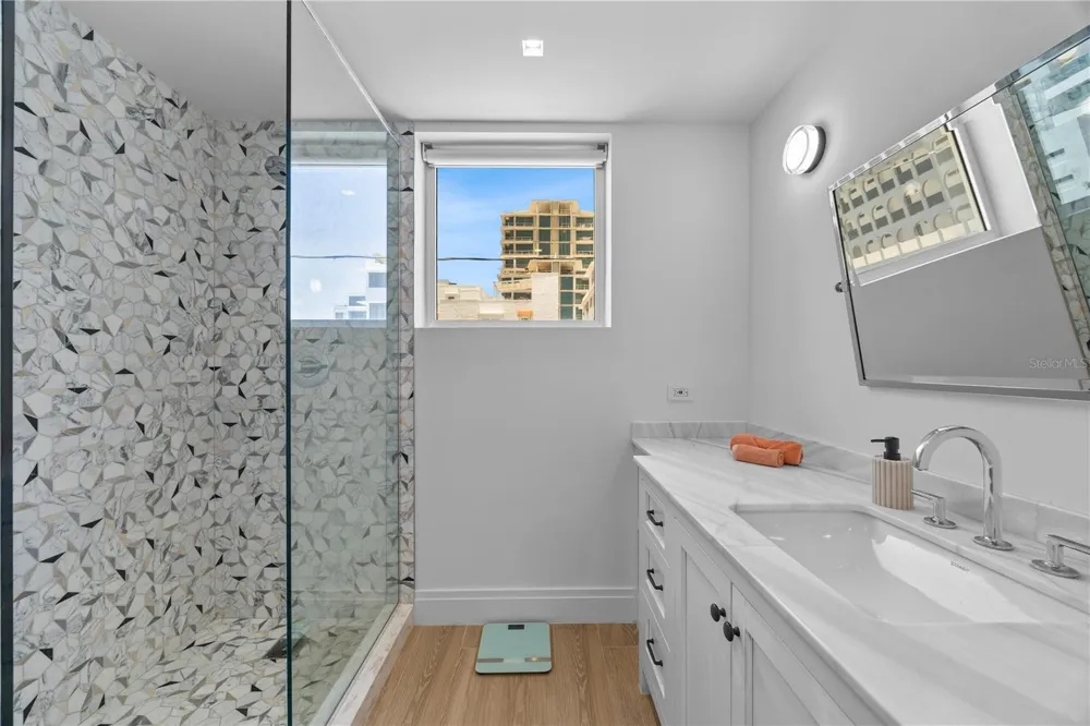 2 VENDIG STREET San Juan, PR 00907