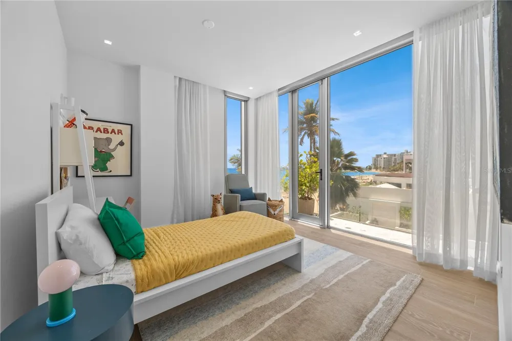 2 VENDIG STREET San Juan, PR 00907