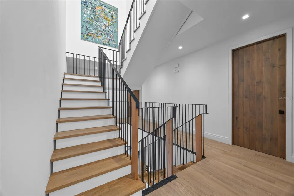 2 VENDIG STREET San Juan, PR 00907